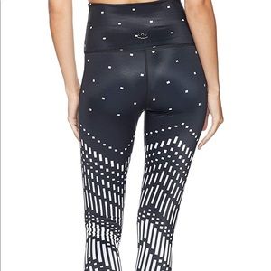 Beyond Yoga 🧘‍♀️ Lux High Waist Legging